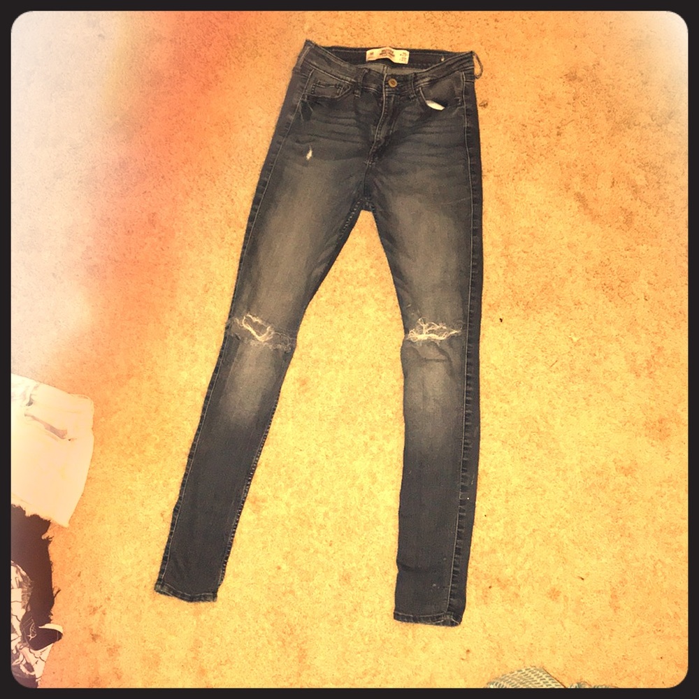 High waisted jeans